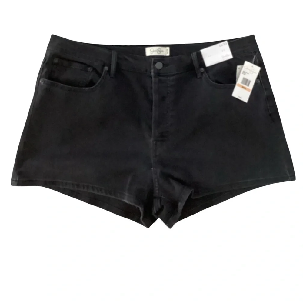Jessica Simpson Size 16 Black Hug Me Jean Shorts. New With Tag.